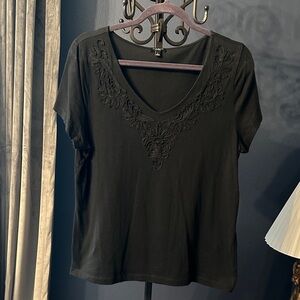 Talbots Black Short Sleeve Embroidered Tee